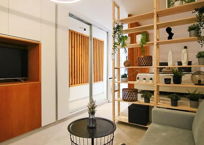 Phaedrus Living Seaside Luxury Flat Athina 123