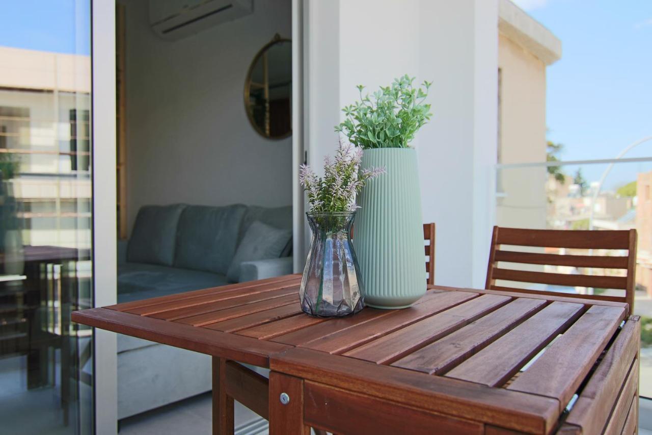 Phaedrus Living Seaside Luxury Flat Athina 123 Apartment